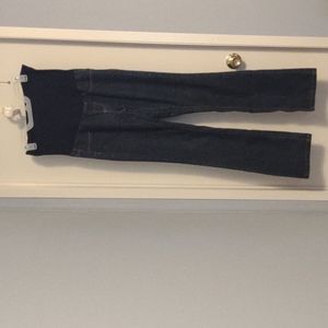 Bellavida maternity jeans size small, inseam 31